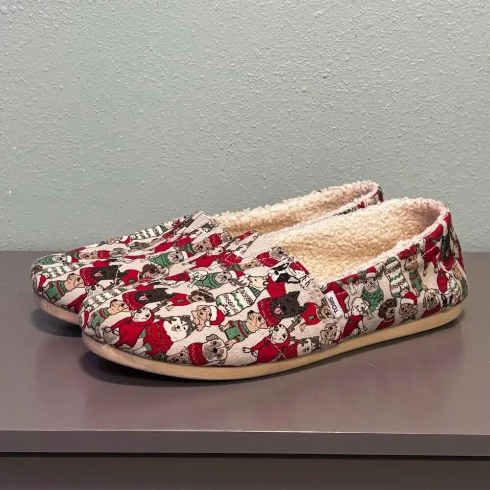 TOMS Classic Slip-On Shoes Women's Size 7 Christmas Sweater Dogs Print Lined